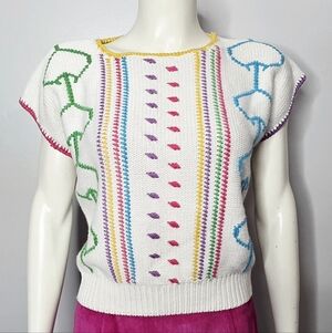 Vintage White Knit Short Sleeve Sweater with Rainbow Stitching